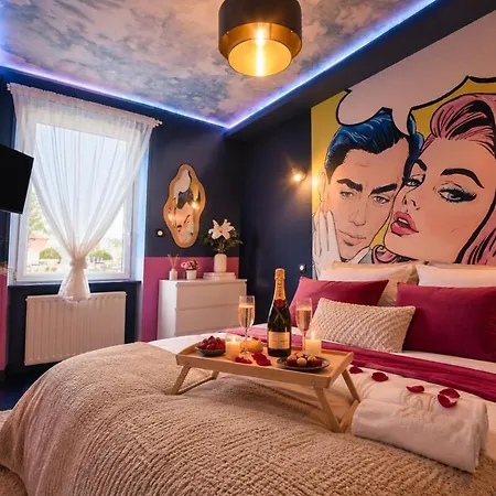 By Flb - Pop Art & Jacuzzi, Appartement